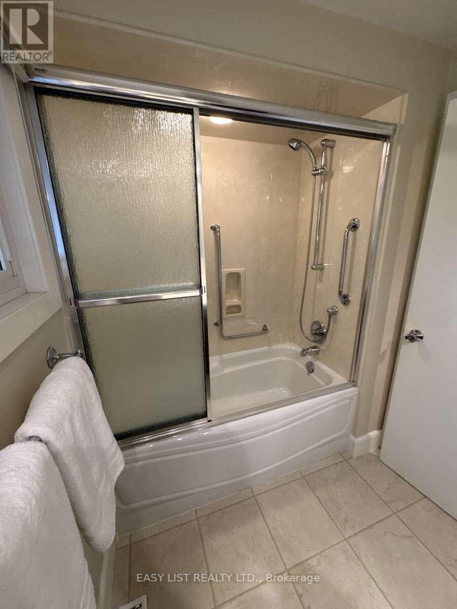 570 7th Street W, Owen Sound, Ontario  N4K 3L6 - Photo 22 - X12518934