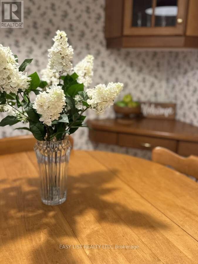 570 7th Street W, Owen Sound, Ontario  N4K 3L6 - Photo 8 - X12518934