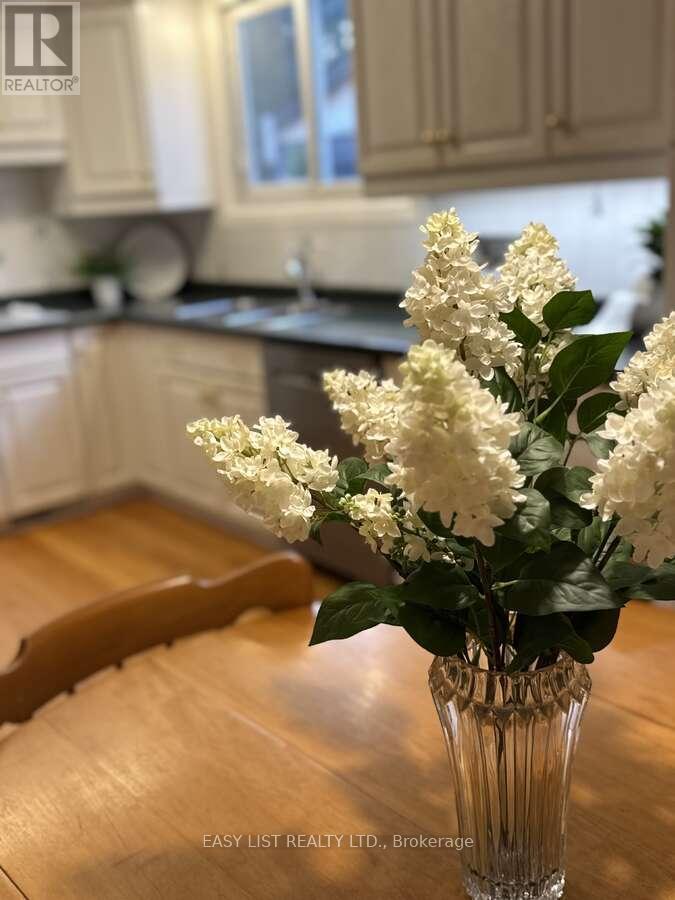 570 7th Street W, Owen Sound, Ontario  N4K 3L6 - Photo 9 - X12518934