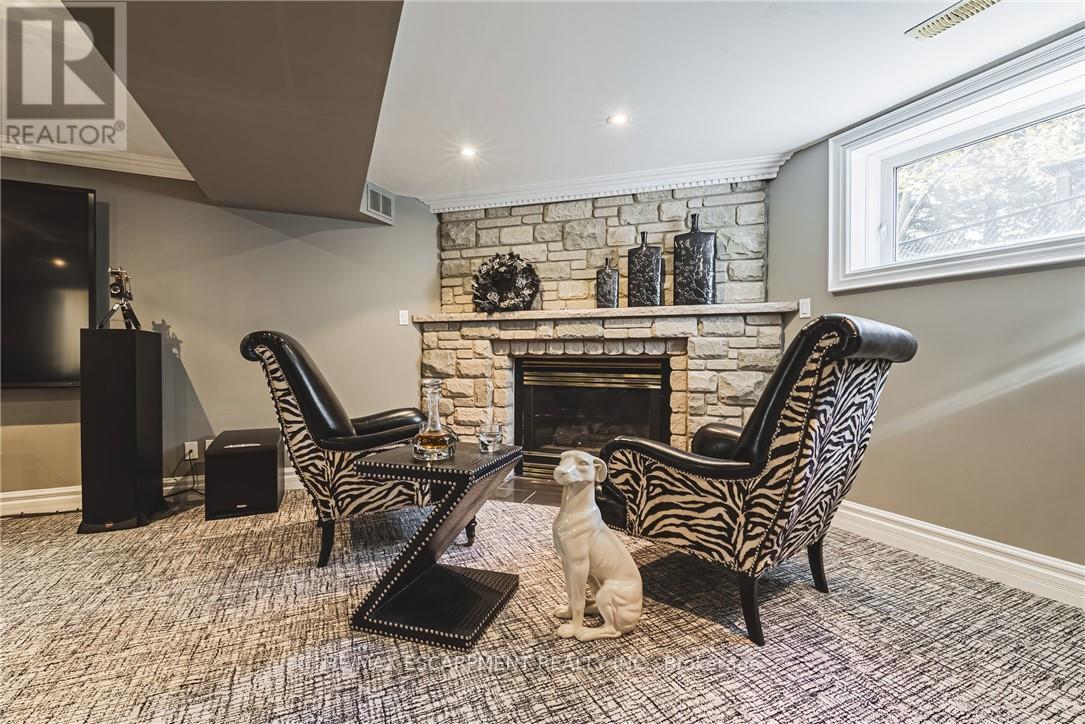 712 Highvalley Road, Hamilton, Ontario  L9G 4E9 - Photo 38 - X12518940