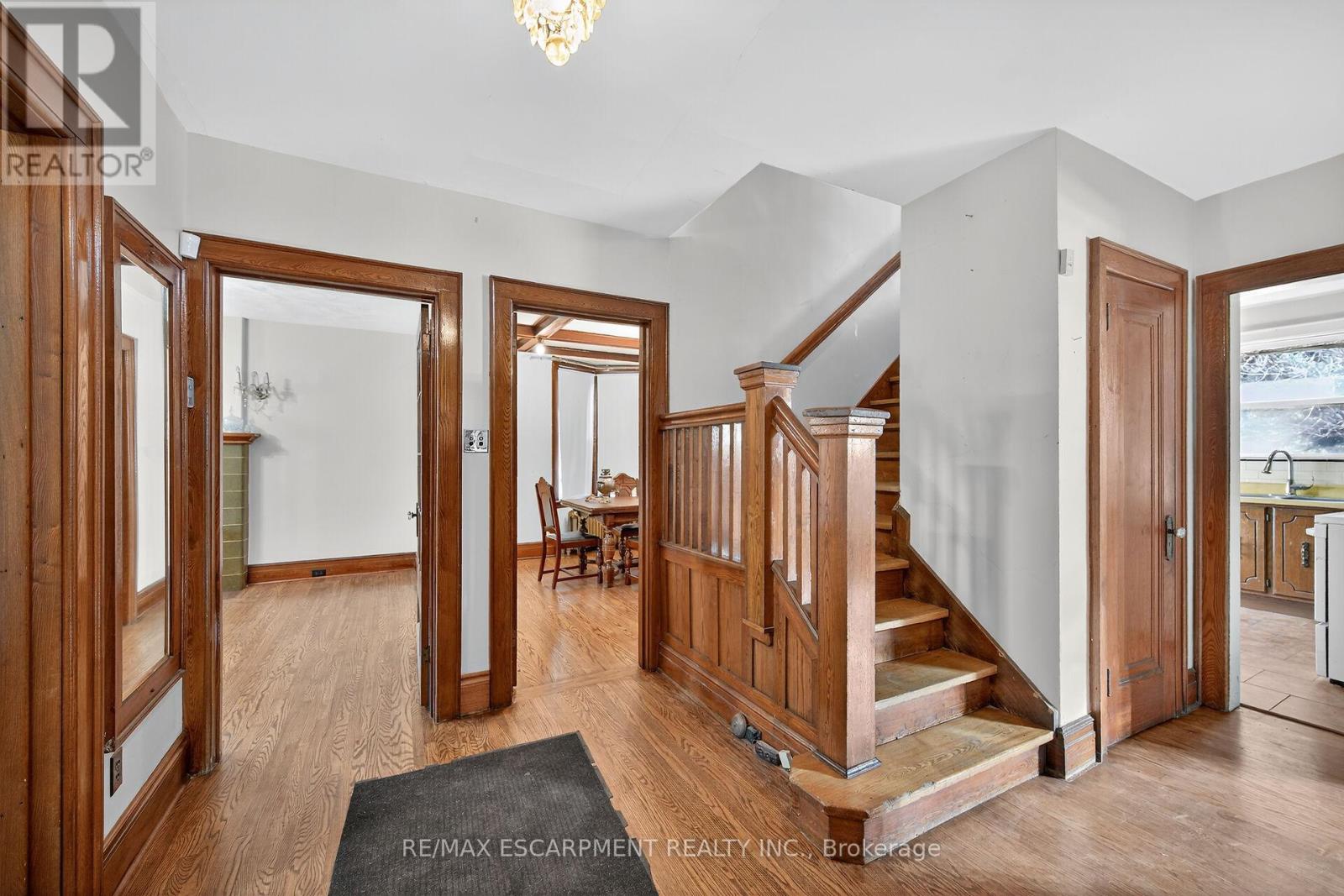 103 Leinster Avenue S, Hamilton, Ontario  L8M 3A4 - Photo 5 - X12518950