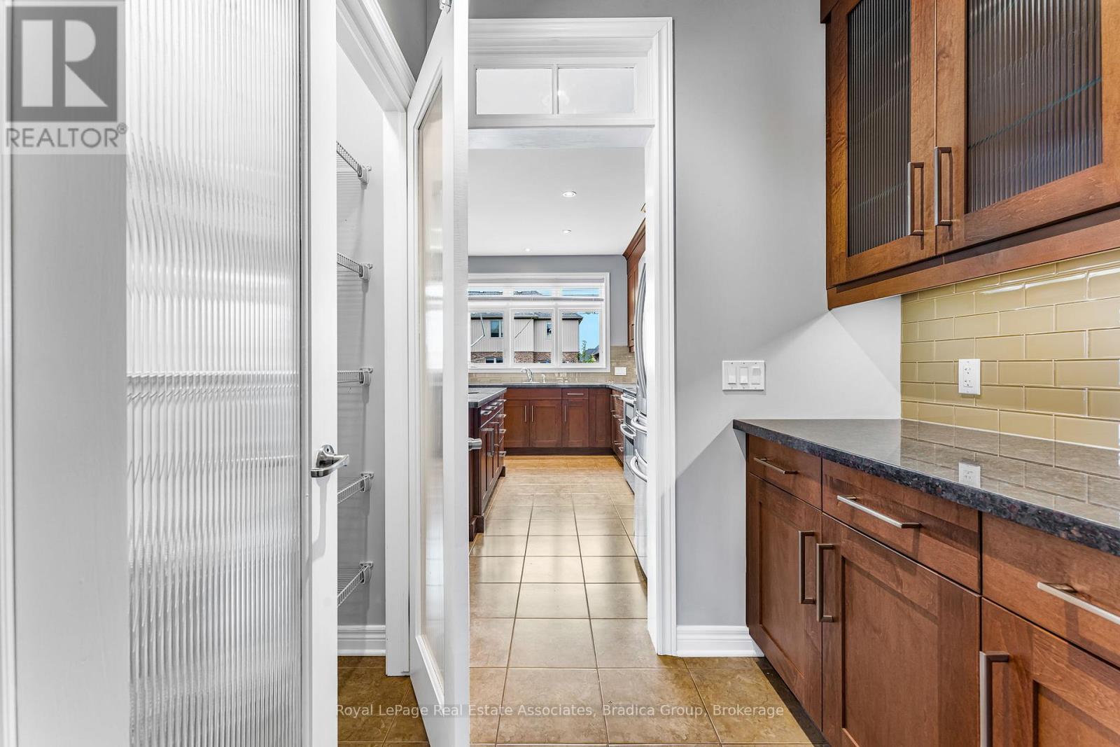 17 Trailwood Drive, Welland, Ontario  L3C 0B6 - Photo 9 - X12518990