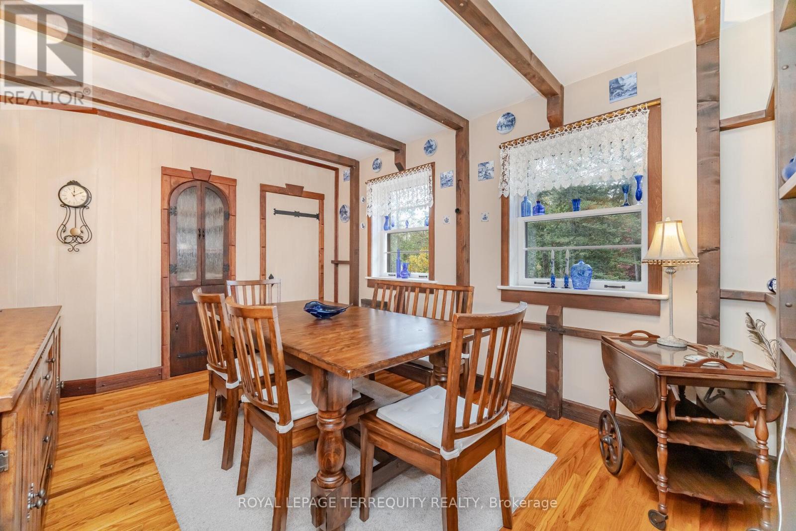 14 Avon Drive, Hamilton, Ontario L9H 3N7 - Photo 13 - X12519072