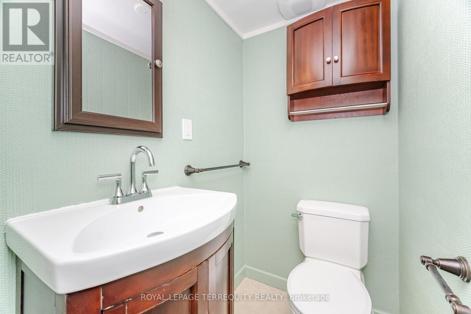 14 Avon Drive, Hamilton, Ontario L9H 3N7 - Photo 30 - X12519072