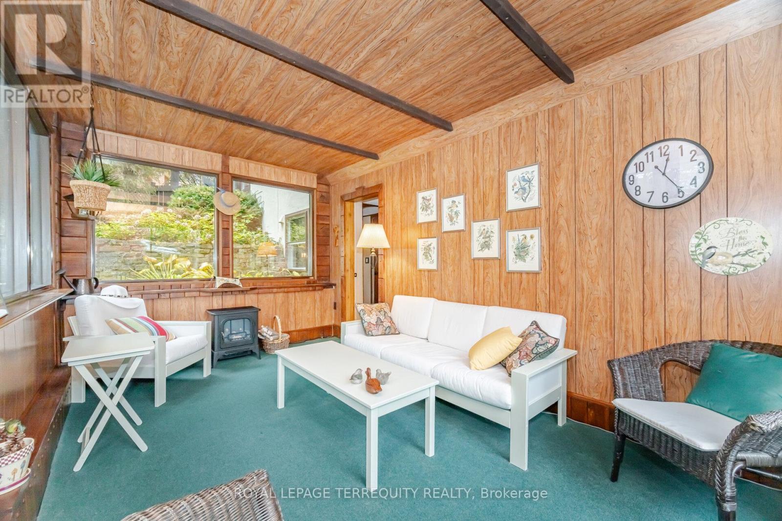 14 Avon Drive, Hamilton, Ontario L9H 3N7 - Photo 35 - X12519072