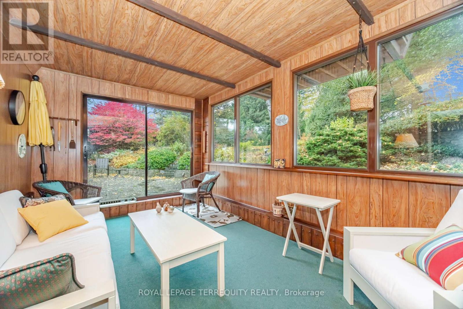 14 Avon Drive, Hamilton, Ontario L9H 3N7 - Photo 37 - X12519072