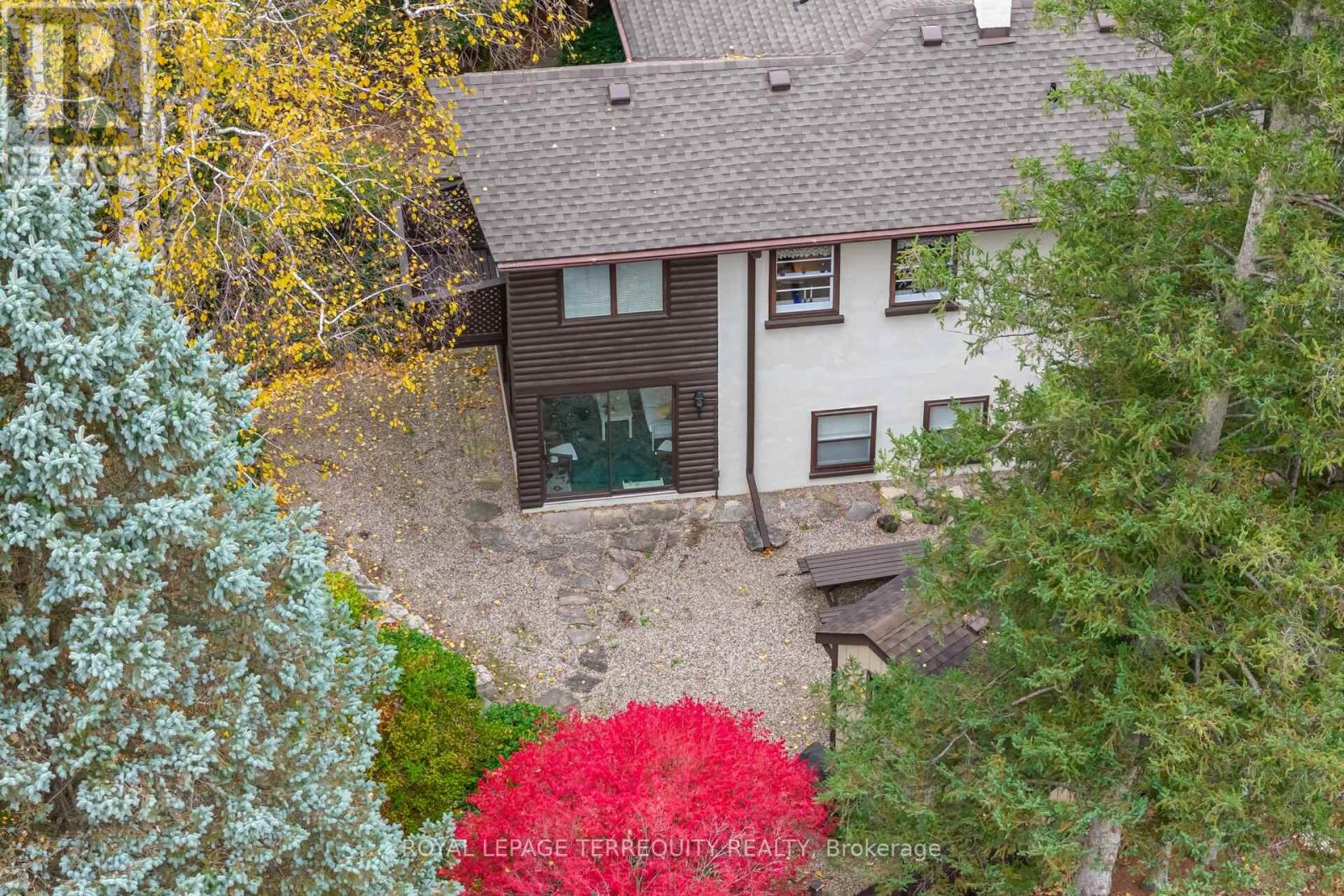 14 Avon Drive, Hamilton, Ontario L9H 3N7 - Photo 45 - X12519072