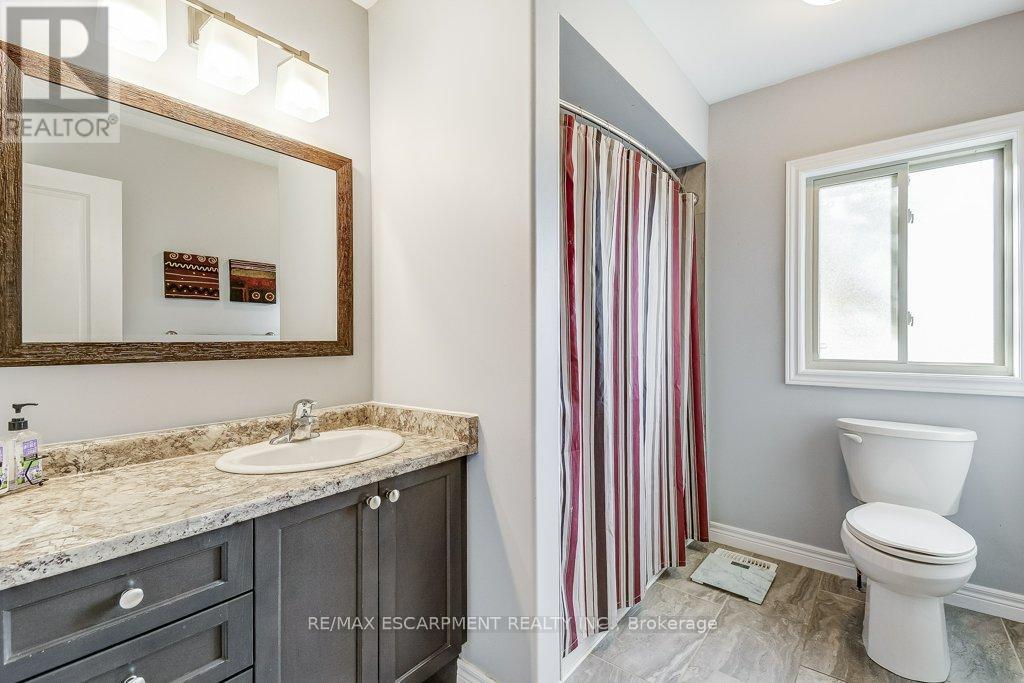 132a Scott Avenue, Brant, Ontario  N3L 0C9 - Photo 29 - X12519074