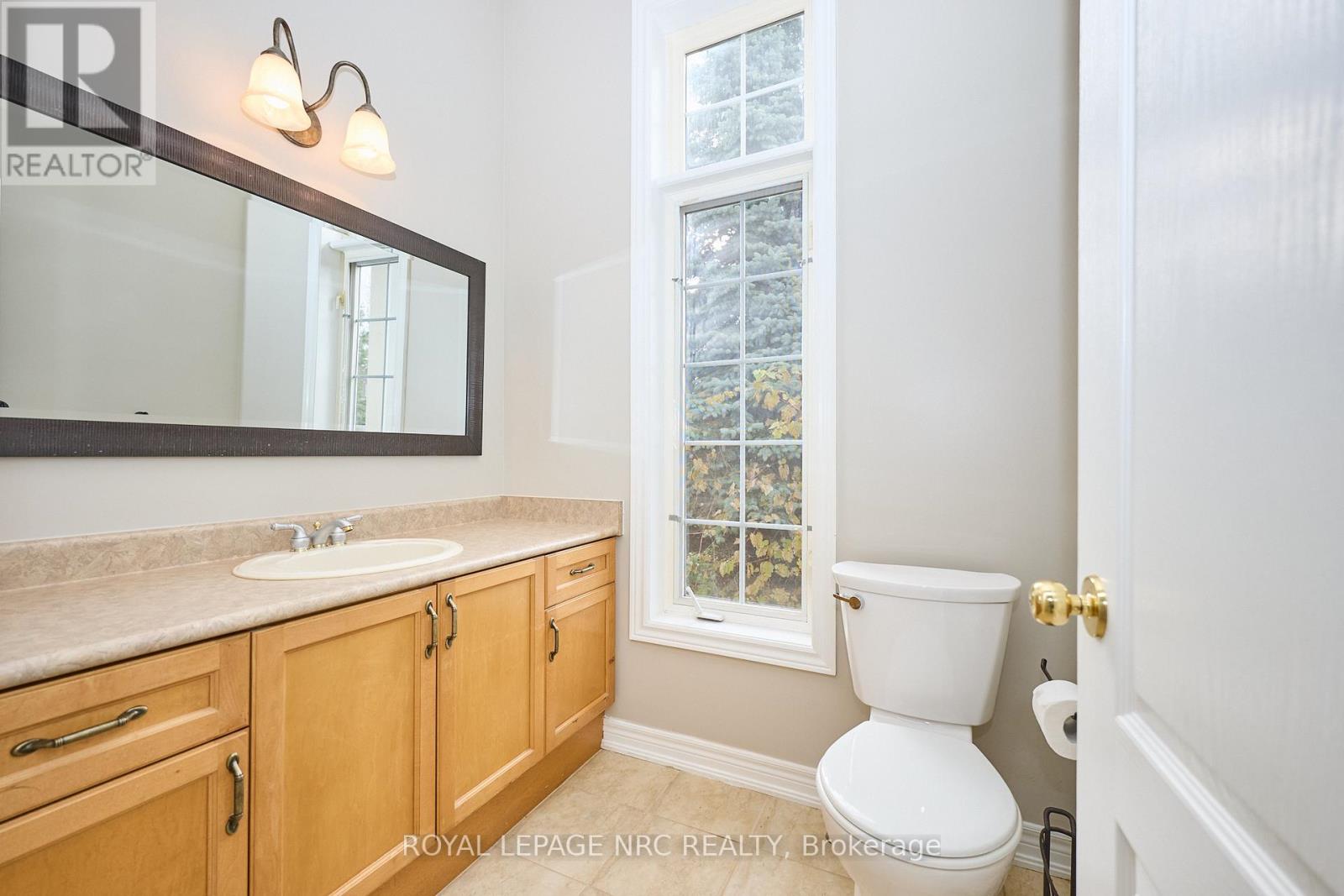 23 Moorland Crescent, Hamilton, Ontario  L9K 1N6 - Photo 22 - X12519092