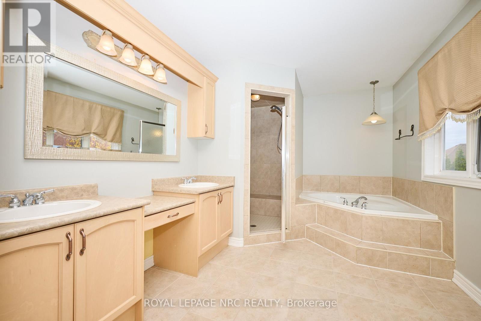 23 Moorland Crescent, Hamilton, Ontario  L9K 1N6 - Photo 32 - X12519092