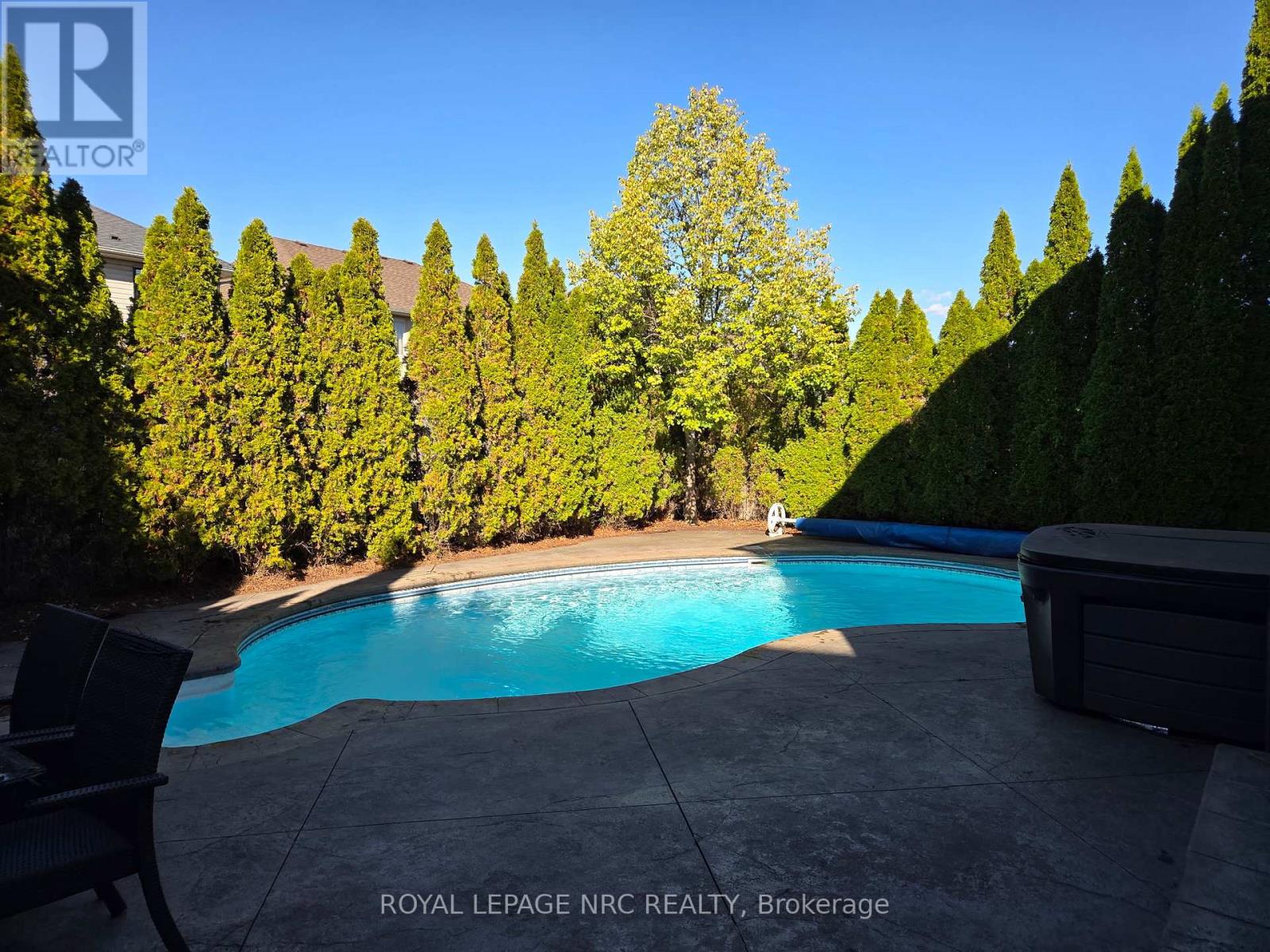 23 Moorland Crescent, Hamilton, Ontario  L9K 1N6 - Photo 4 - X12519092