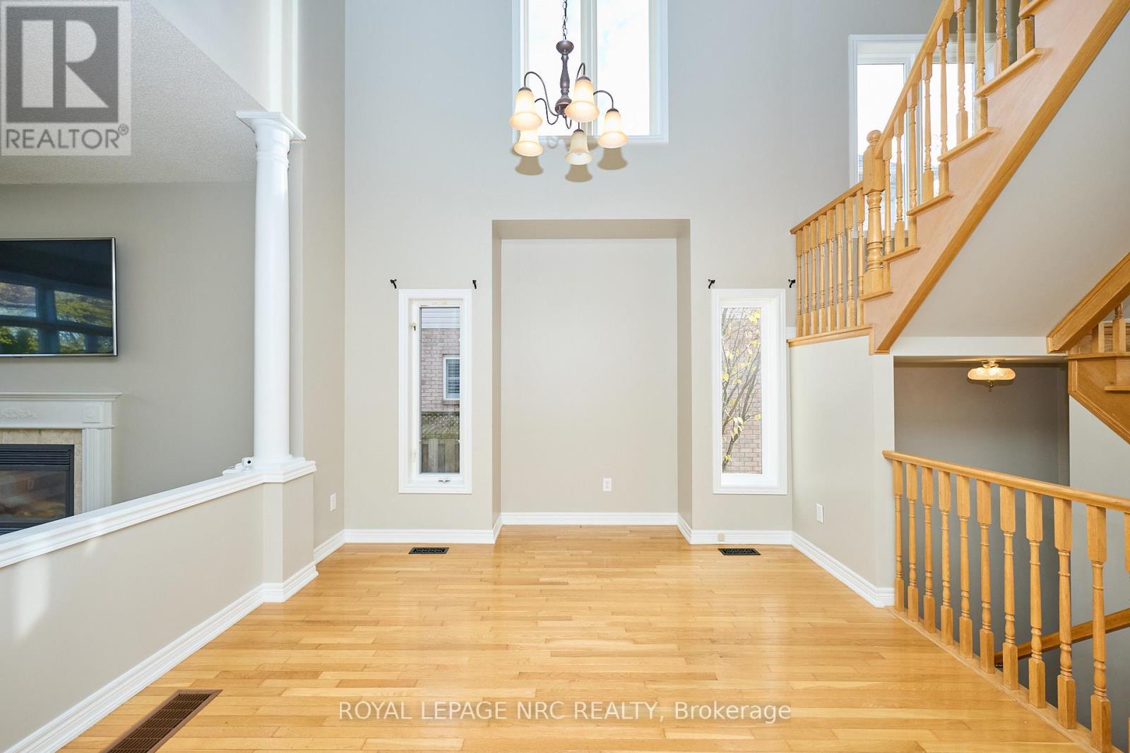 23 Moorland Crescent, Hamilton, Ontario  L9K 1N6 - Photo 7 - X12519092