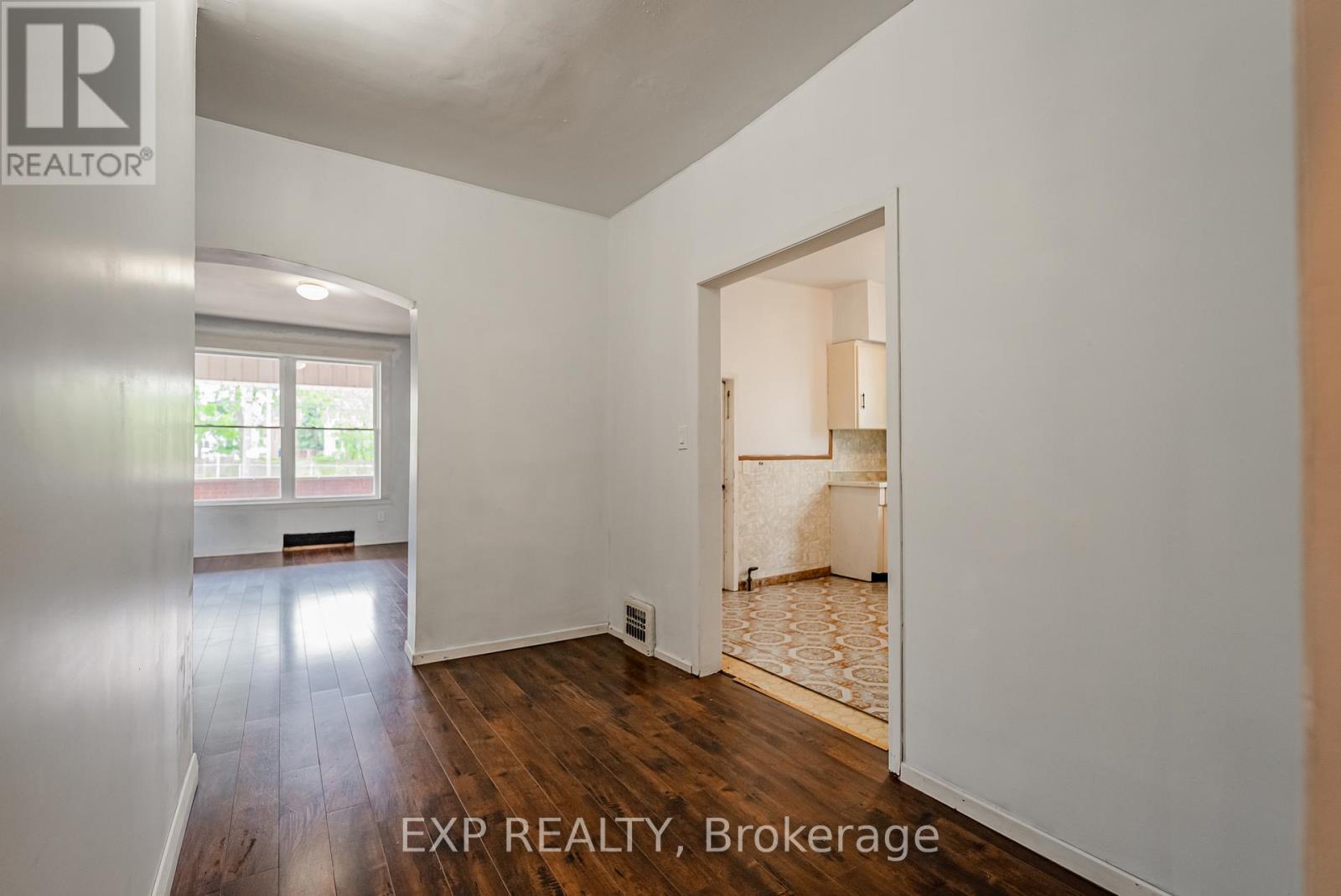 4865 Armoury Street, Niagara Falls, Ontario  L2E 1S9 - Photo 10 - X12519158