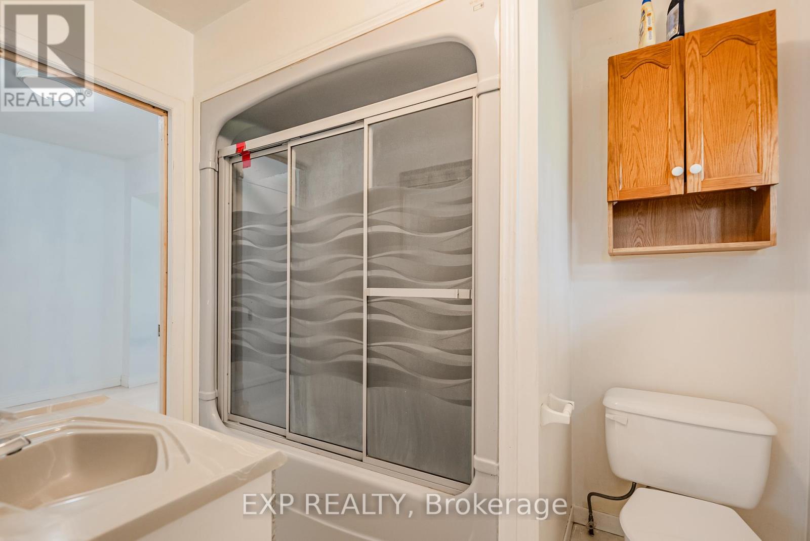 4865 Armoury Street, Niagara Falls, Ontario  L2E 1S9 - Photo 12 - X12519158