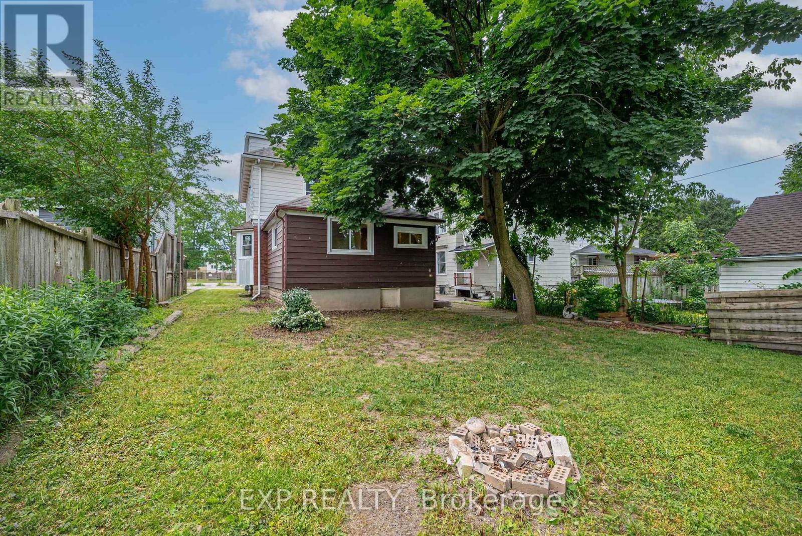 4865 Armoury Street, Niagara Falls, Ontario  L2E 1S9 - Photo 30 - X12519158