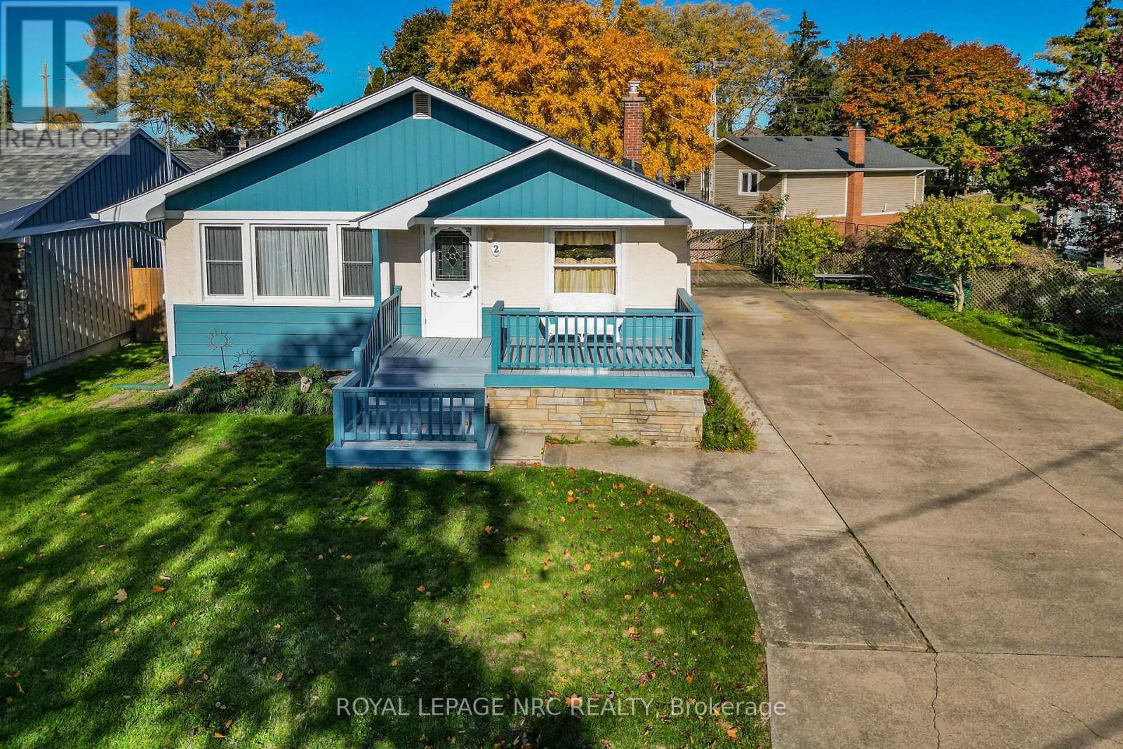 2 Mary Street, St. Catharines, Ontario  L2N 5A6 - Photo 2 - X12519198