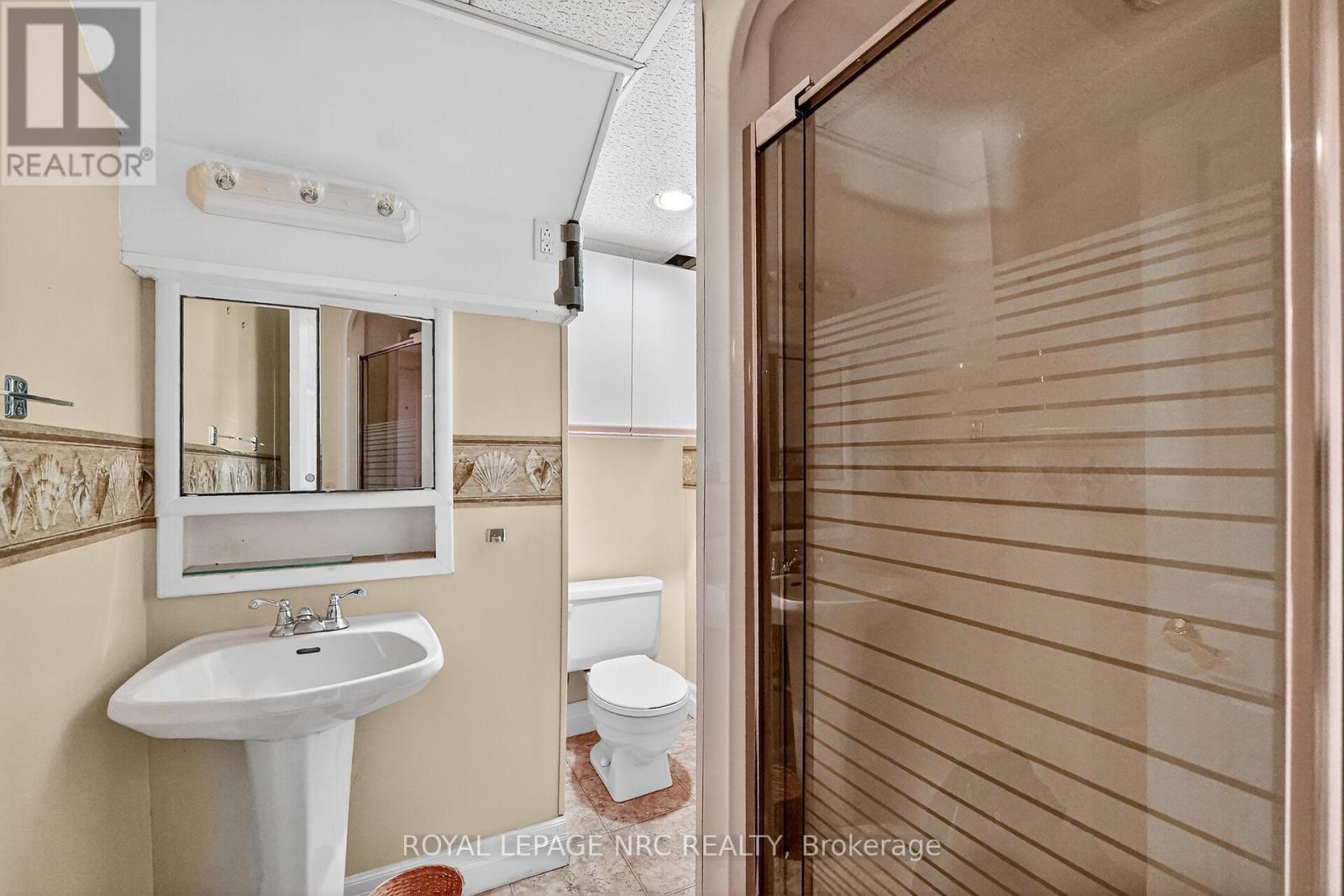 2 Mary Street, St. Catharines, Ontario  L2N 5A6 - Photo 29 - X12519198