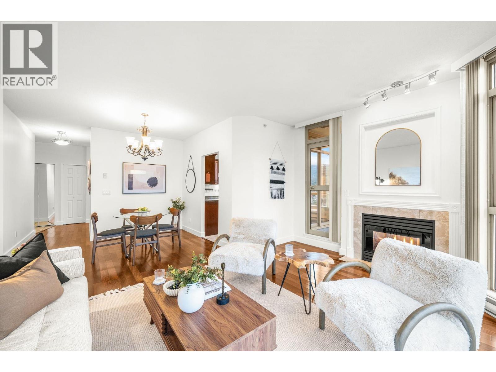 1201 160 W Keith Road, North Vancouver, British Columbia V7M 3M2 - Photo 7 - R3065507