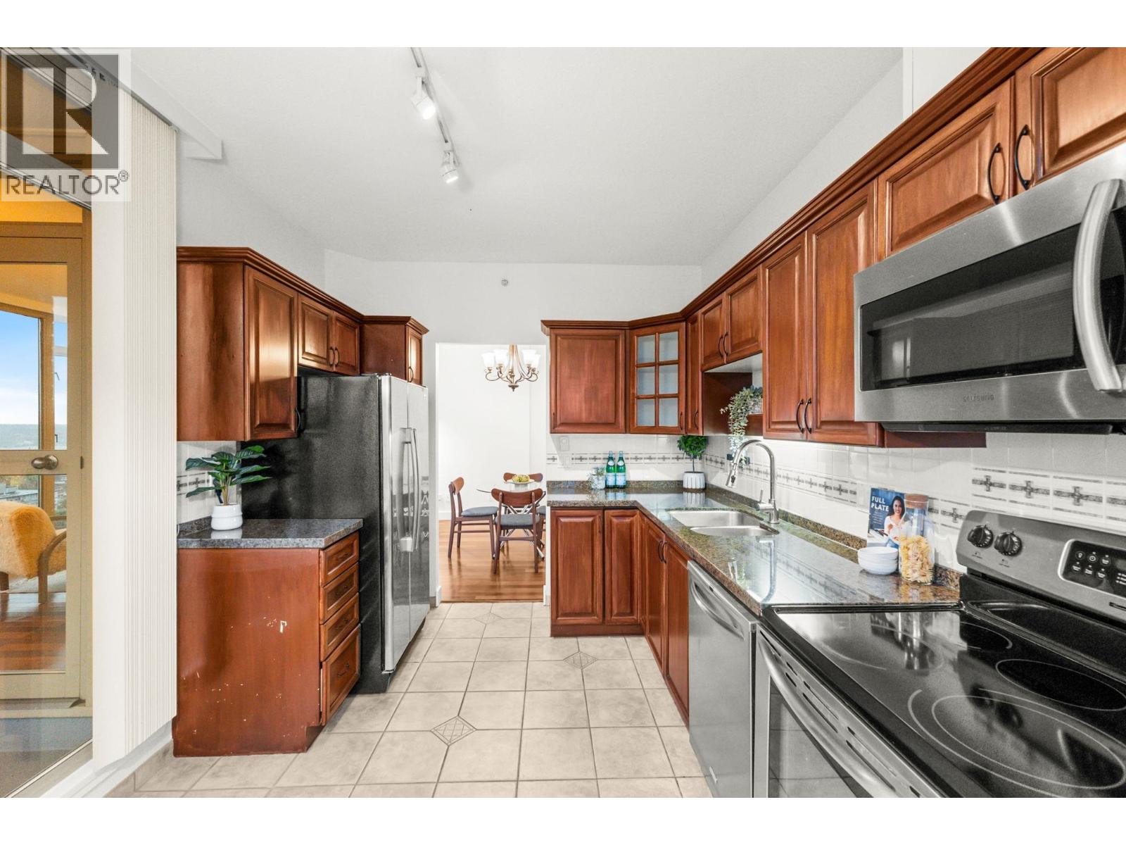 1201 160 W Keith Road, North Vancouver, British Columbia V7M 3M2 - Photo 9 - R3065507