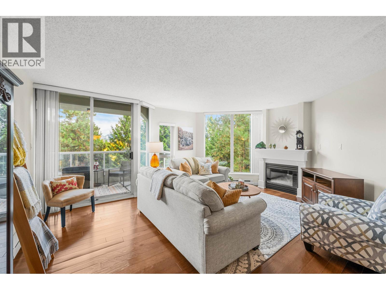 404 71 Jamieson Court, New Westminster, British Columbia V3L 5R4 - Photo 4 - R3065512