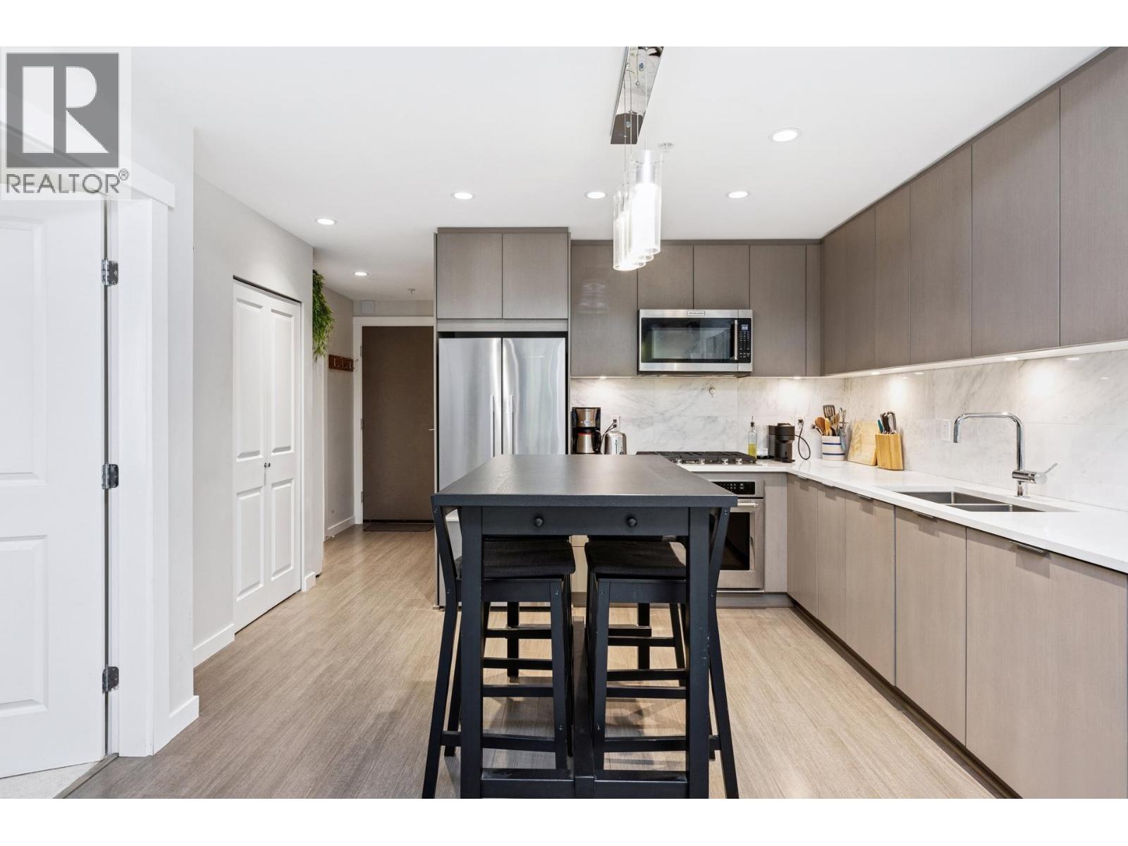 106 2632 Library Lane, North Vancouver, British Columbia V7J 0B8 - Photo 7 - R3065521