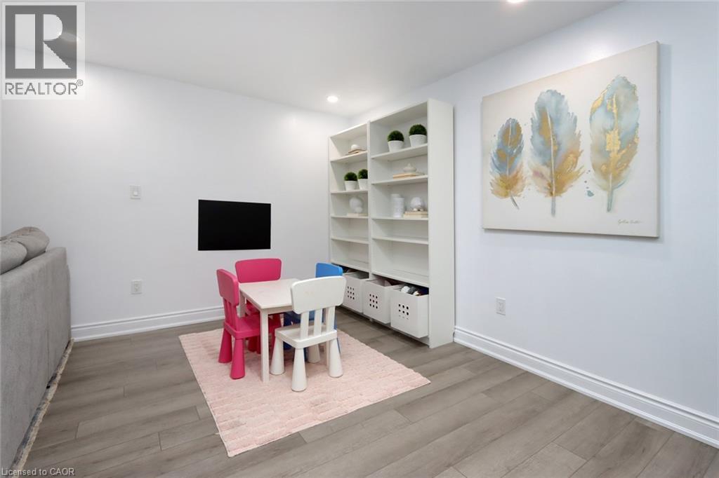 1771 Upper Wentworth Street Unit# 25, Hamilton, Ontario  L9B 2Y2 - Photo 28 - 40786389