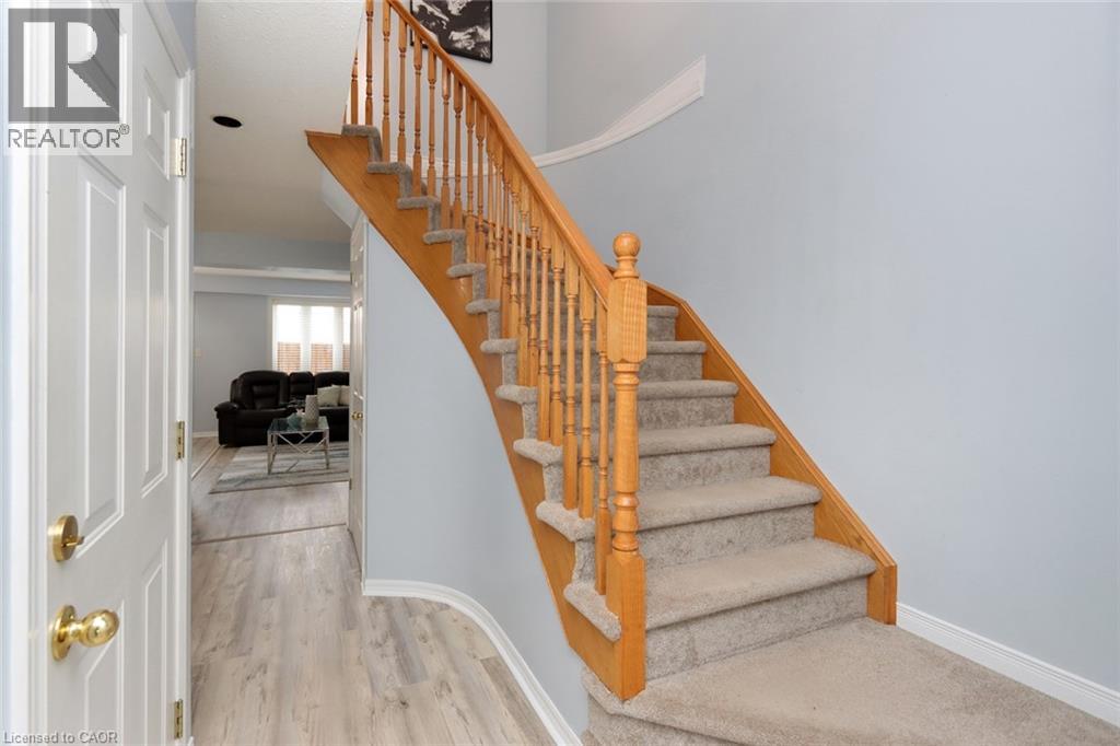 1771 Upper Wentworth Street Unit# 25, Hamilton, Ontario  L9B 2Y2 - Photo 4 - 40786389