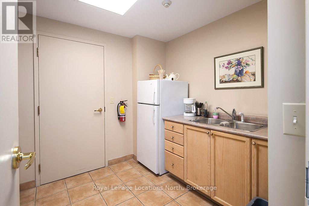 412 - 16 Raglan Street, Collingwood, Ontario  L9Y 4Y2 - Photo 25 - S12519154