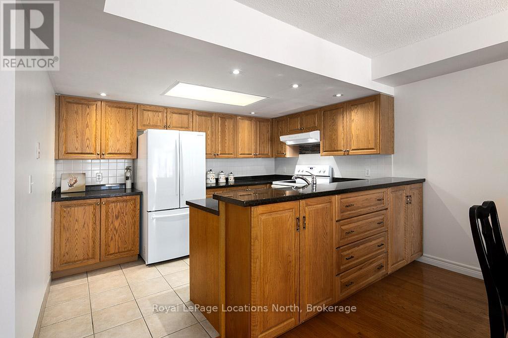 412 - 16 Raglan Street, Collingwood, Ontario  L9Y 4Y2 - Photo 8 - S12519154