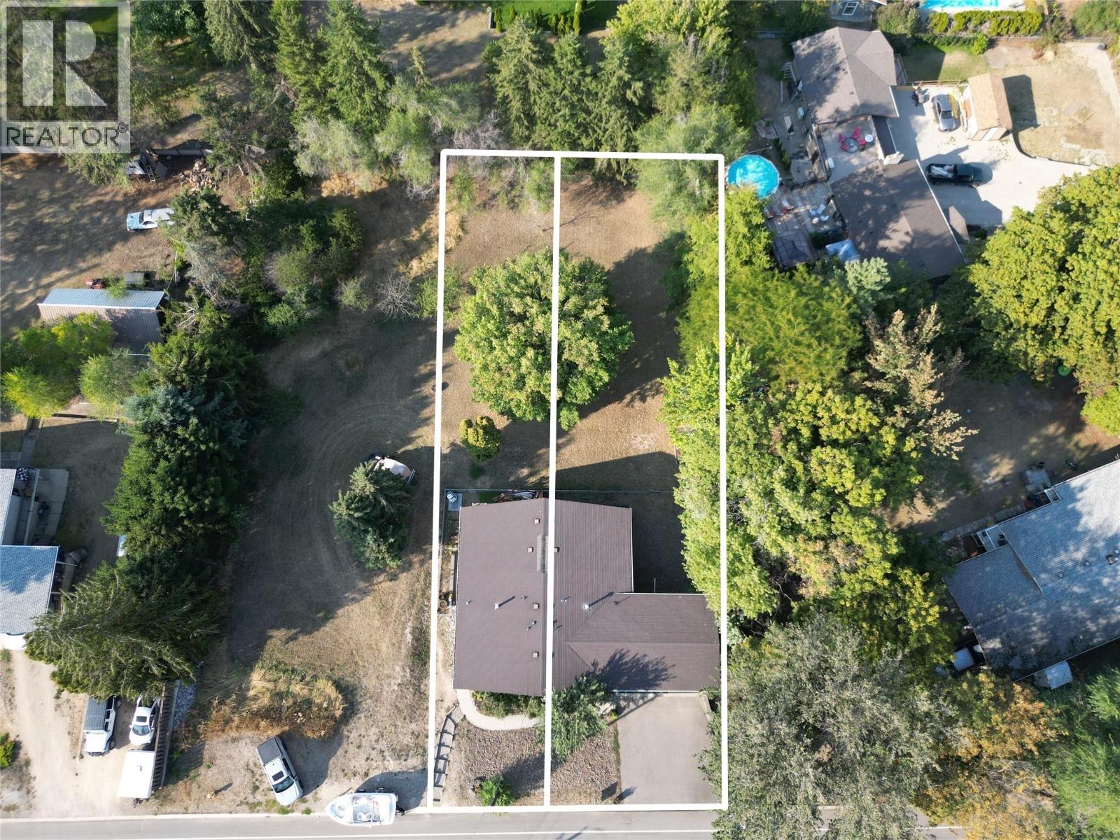 11307 Coldstream Creek Road, Coldstream, British Columbia  V1B 1E1 - Photo 2 - 10361037