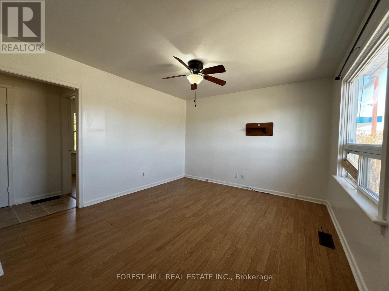 161 Mill Street, Essa, Ontario L0M 1B3 - Photo 9 - N12492782