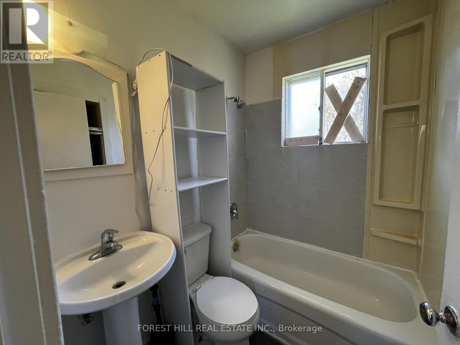 161 Mill Street, Essa, Ontario L0M 1B3 - Photo 15 - N12492806