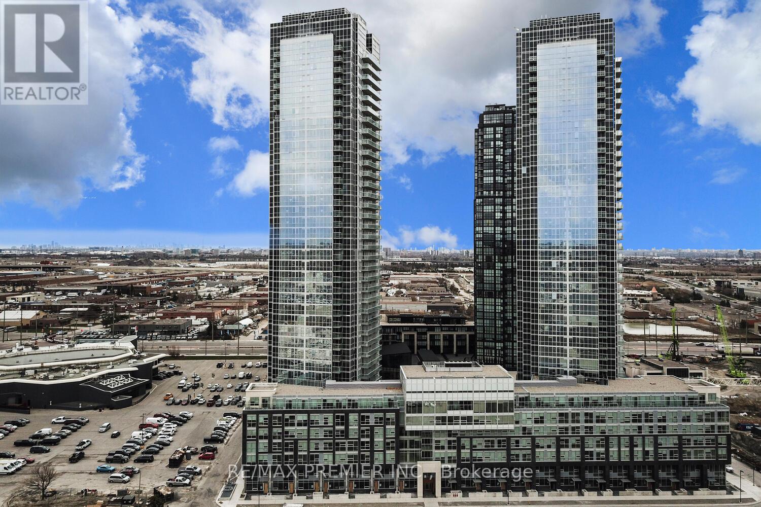 1904 - 2908 Highway 7 Road, Vaughan, Ontario  L4K 0K5 - Photo 2 - N12505440