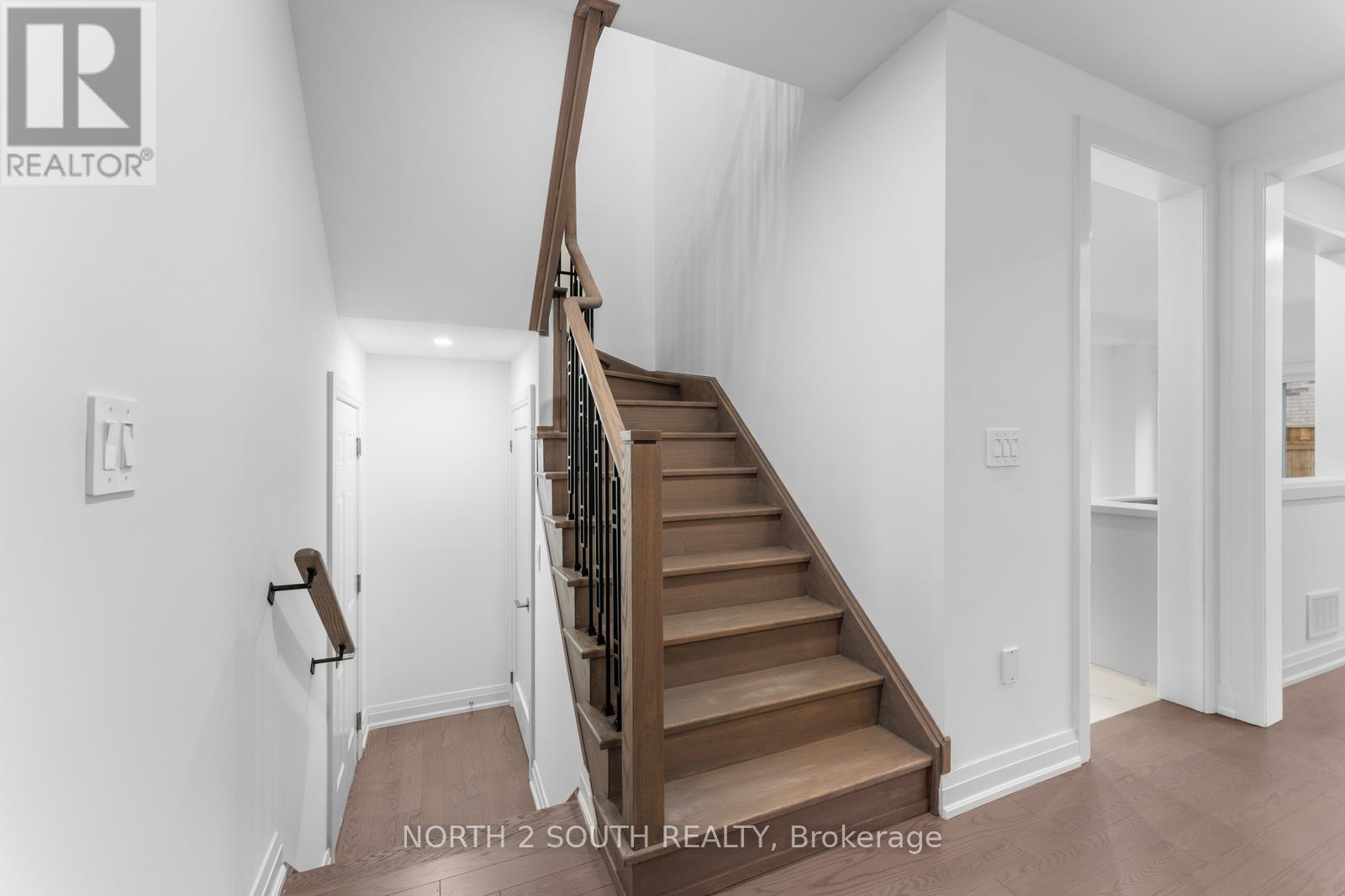 27 Virro Court, Vaughan, Ontario  L4H 5G5 - Photo 25 - N12506876