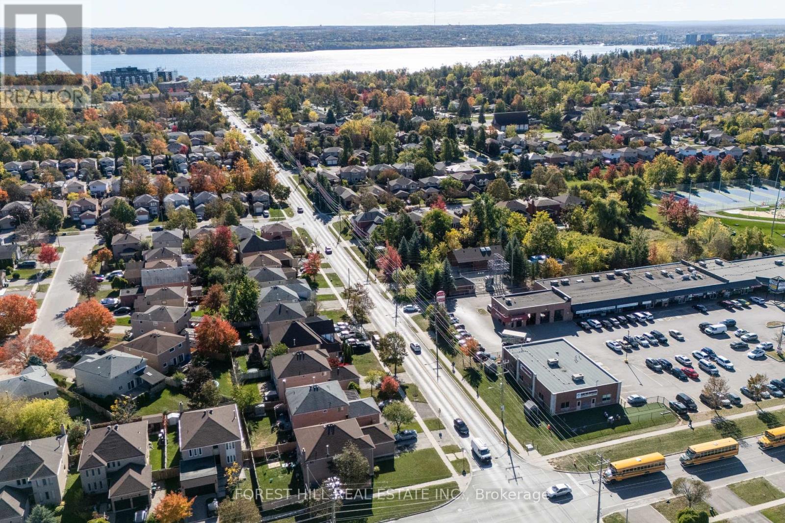 Lower - 181 Johnson Street, Barrie, Ontario L4M 6B1 - Photo 27 - S12471958