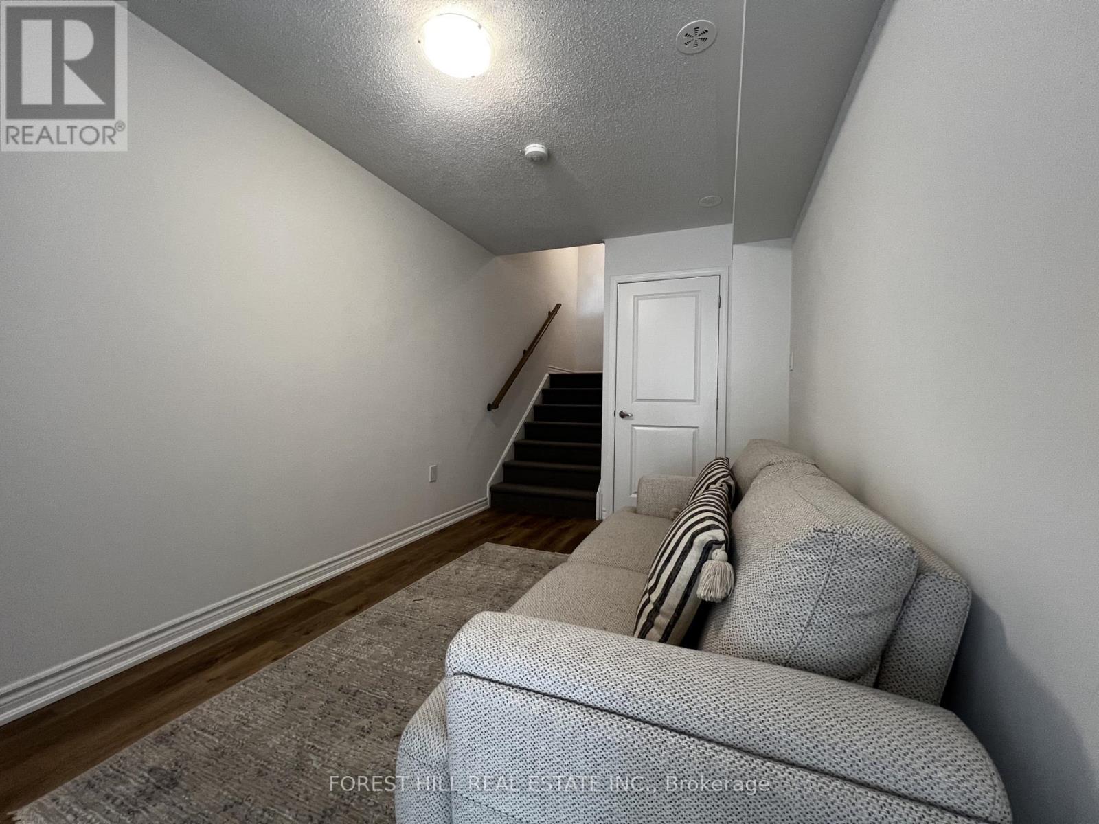 146 Elgin Street, Orillia, Ontario  L3V 1S7 - Photo 6 - S12479544