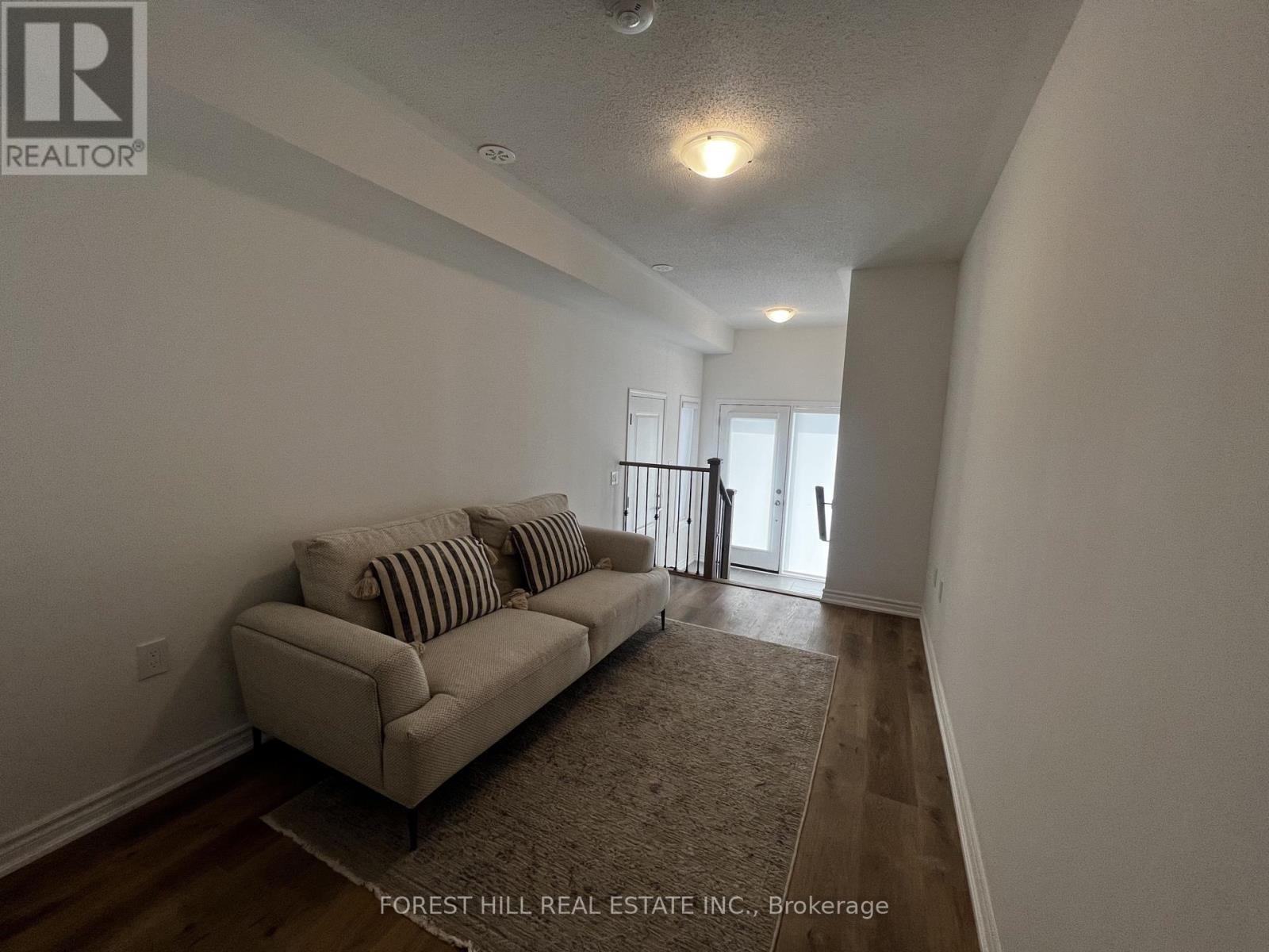 146 Elgin Street, Orillia, Ontario  L3V 1S7 - Photo 8 - S12479544