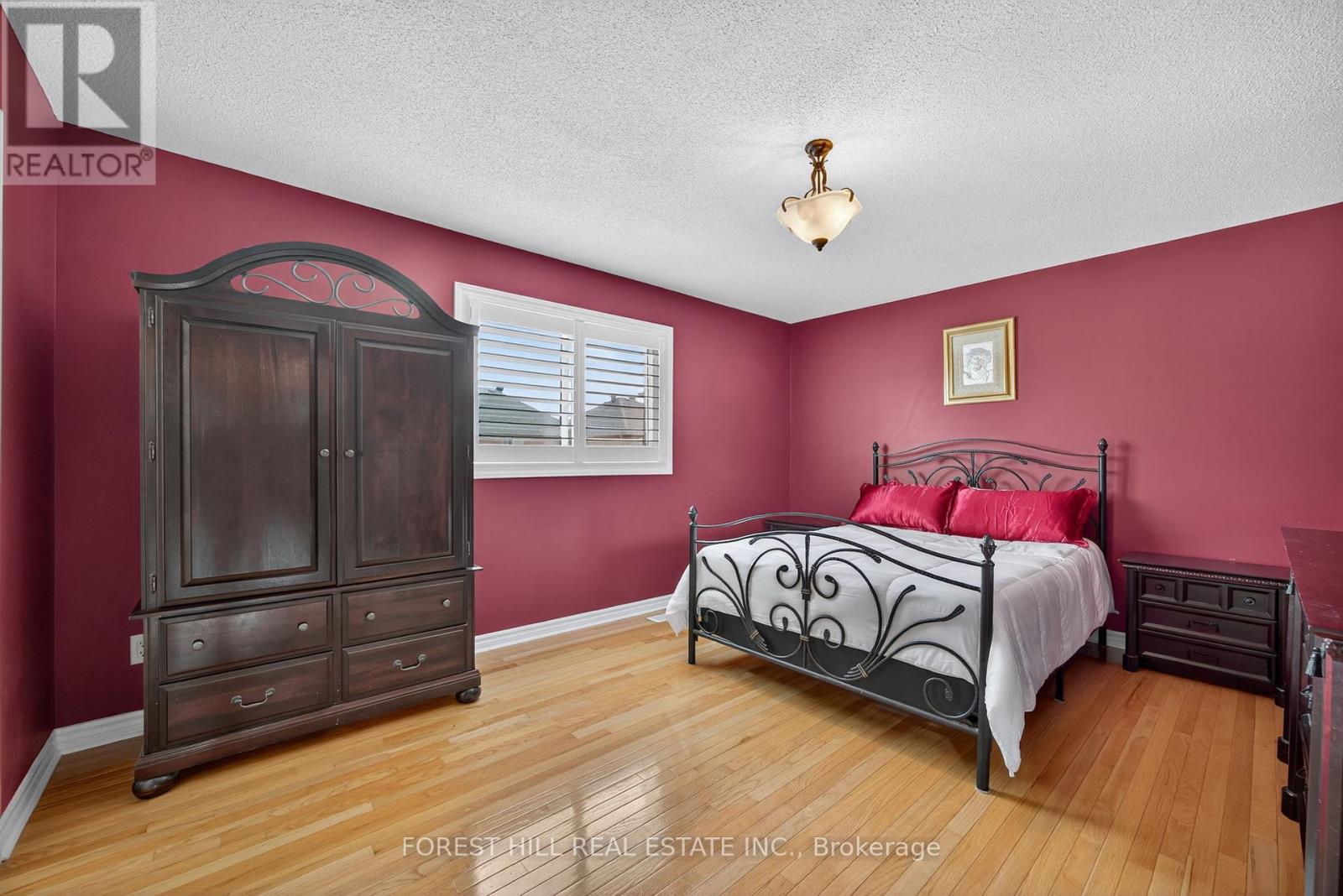 31 Connaught Lane, Barrie, Ontario  L4M 0A6 - Photo 18 - S12515032