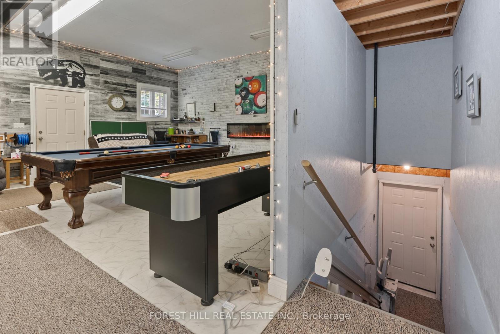 1025 Tower Crescent, Gravenhurst, Ontario  P0E 1G0 - Photo 8 - X12496102