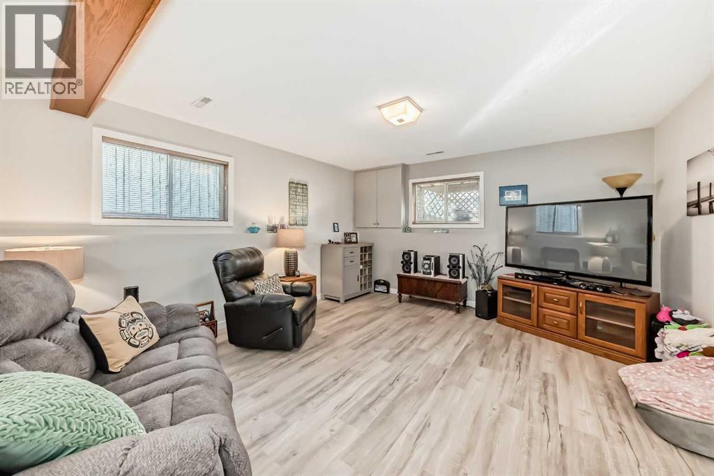 57 Kelly Street, Red Deer, Alberta  T4P 3P6 - Photo 22 - A2264780