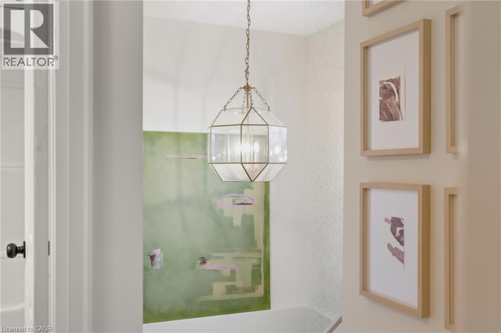 92 Colin Crescent, Hamilton, Ontario  L9A 5H8 - Photo 37 - 40784796