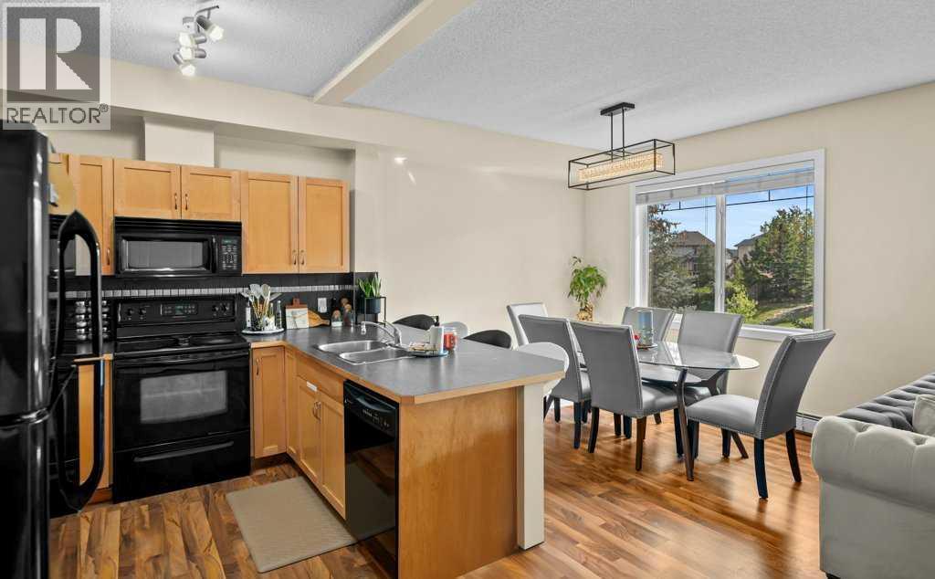 2206, 211 Aspen Stone Boulevard Sw, Calgary, Alberta  T3H 0K1 - Photo 2 - A2254963