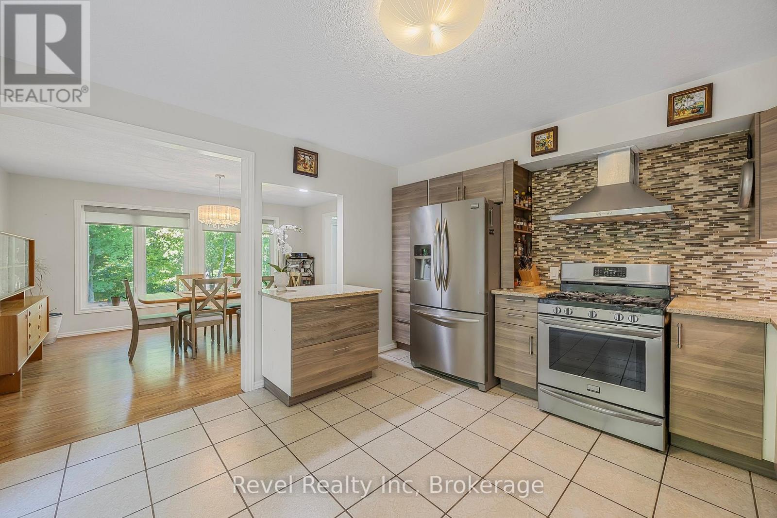 10 Musquake Court, Tiny, Ontario  L9M 1R2 - Photo 15 - S12519248