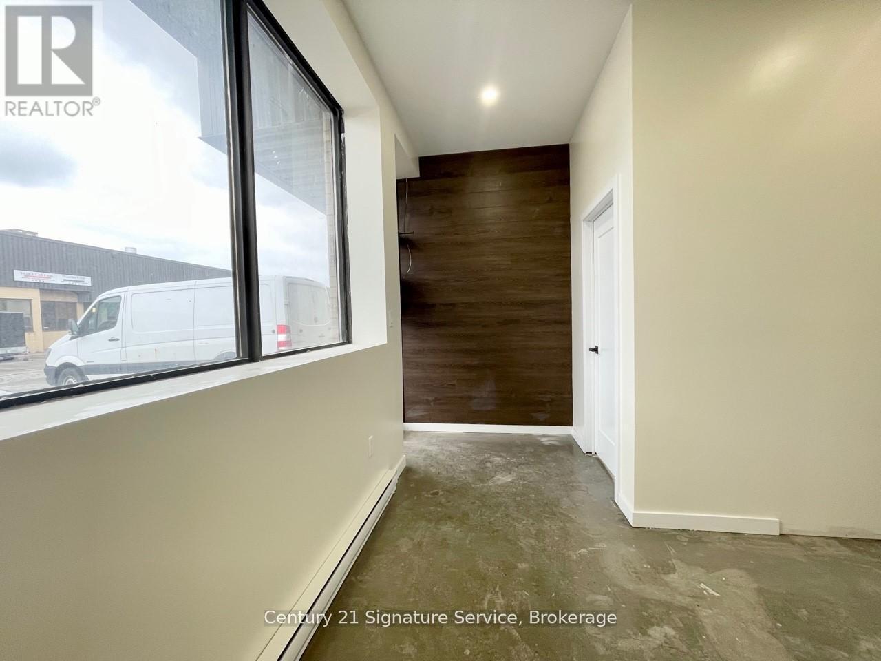 3 - 1050 Britannia Road E, Mississauga, Ontario L4W 4N9 - Photo 24 - W12383530
