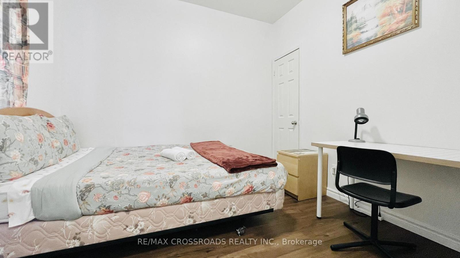 Main Floor - 278 Shuter Street, Toronto, Ontario  M5A 1W3 - Photo 8 - C12519100