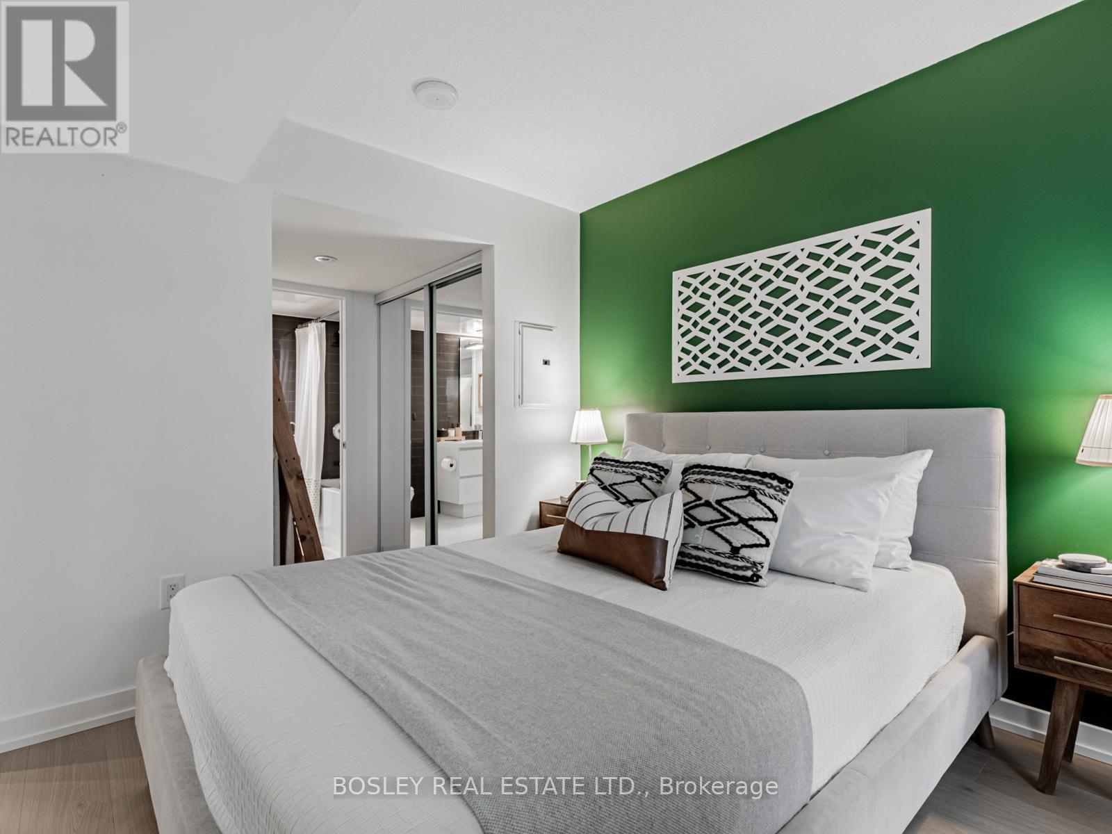 811 - 75 Queens Wharf Road, Toronto, Ontario  M5V 0J8 - Photo 16 - C12519160