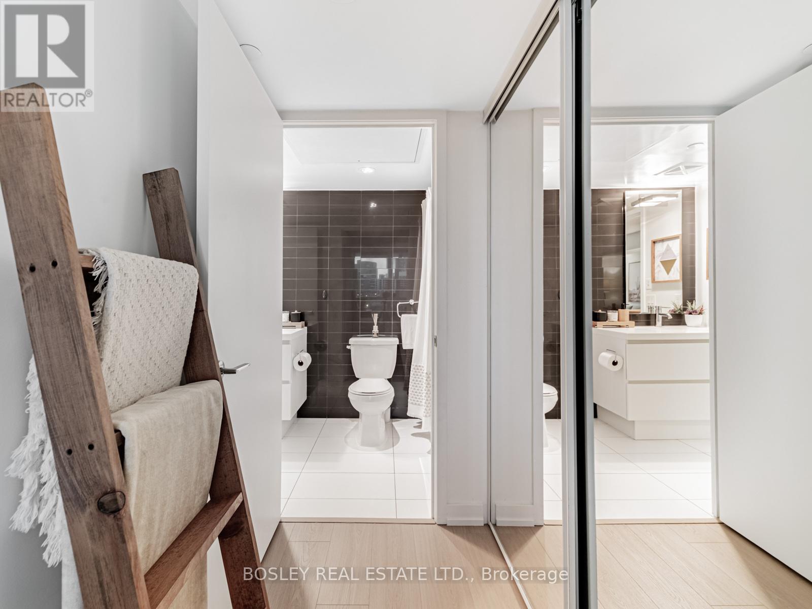 811 - 75 Queens Wharf Road, Toronto, Ontario  M5V 0J8 - Photo 20 - C12519160