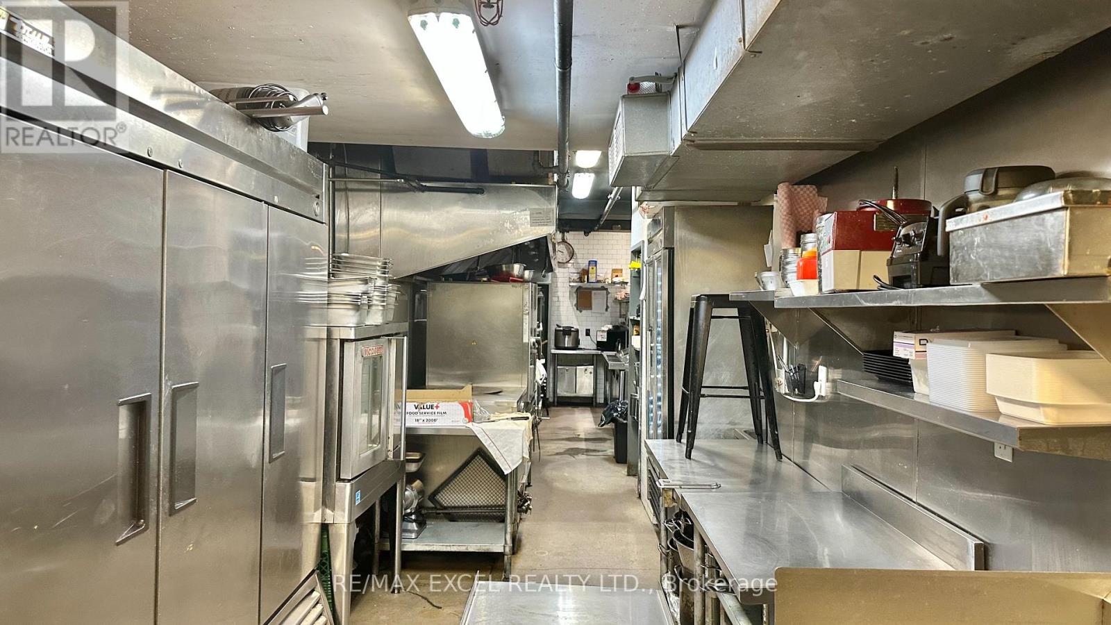 1991 Yonge Street, Toronto, Ontario  M4S 1Z8 - Photo 12 - C12519192