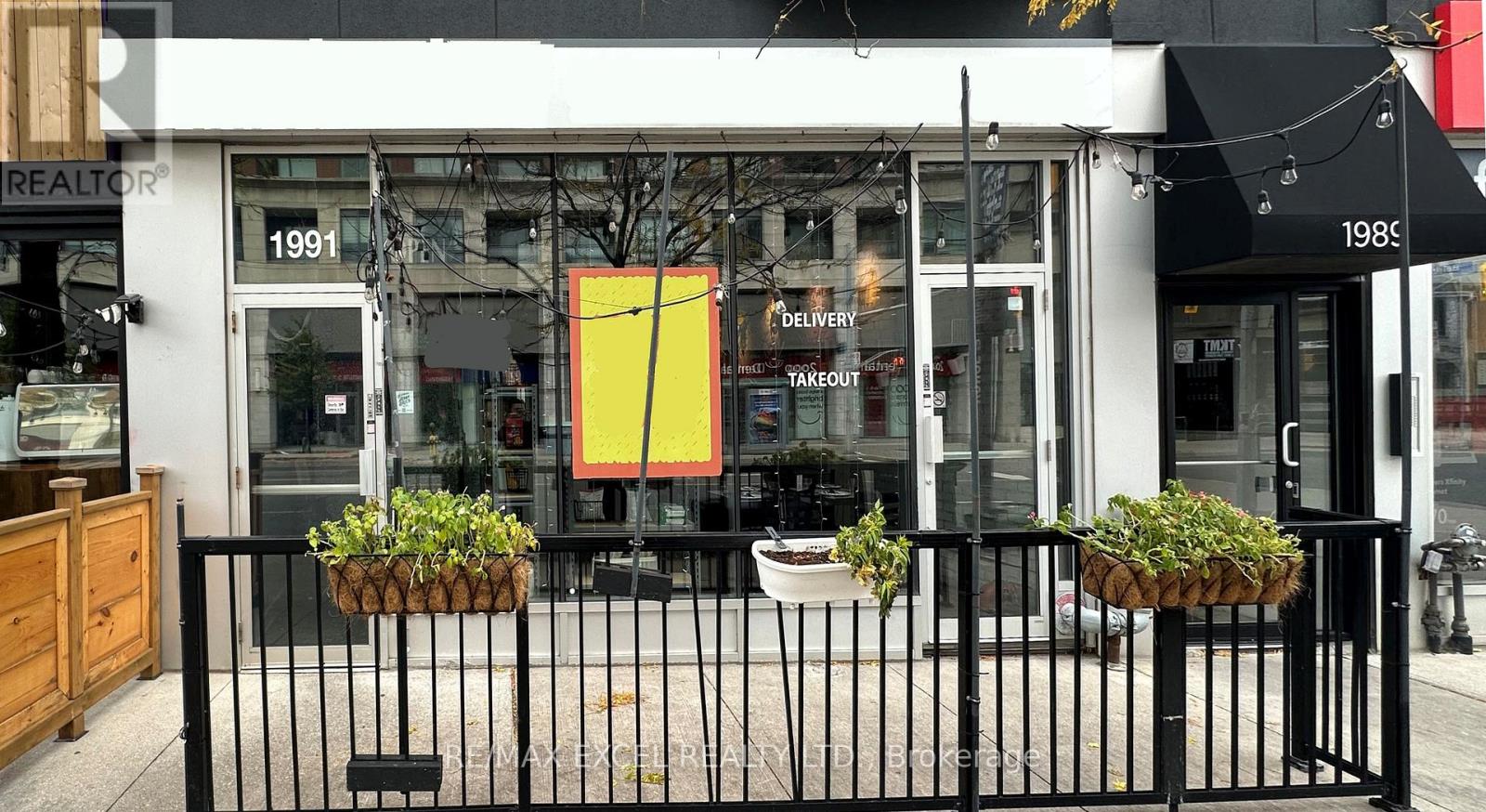 1991 Yonge Street, Toronto, Ontario  M4S 1Z8 - Photo 2 - C12519192