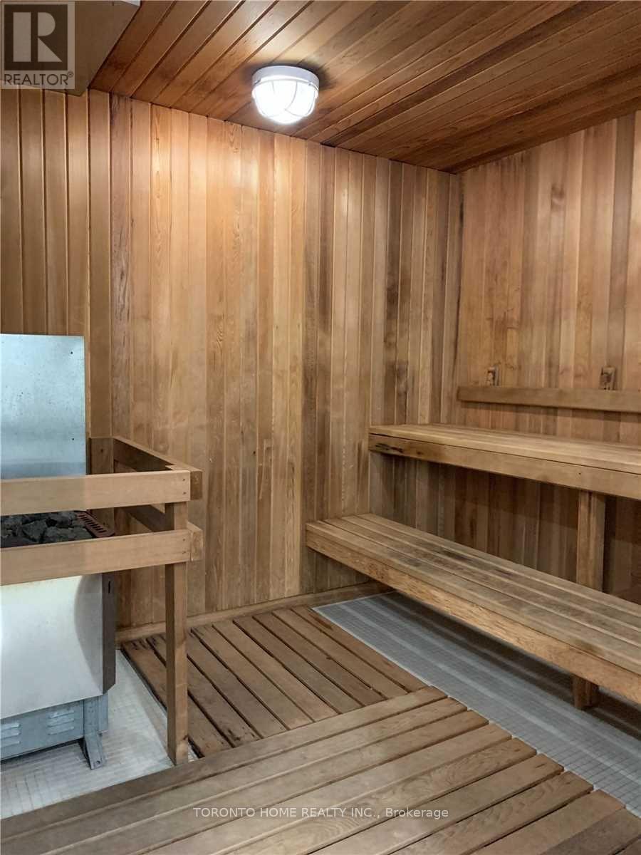 2004 - 18 Yonge Street, Toronto, Ontario  M5E 1R4 - Photo 19 - C12519206